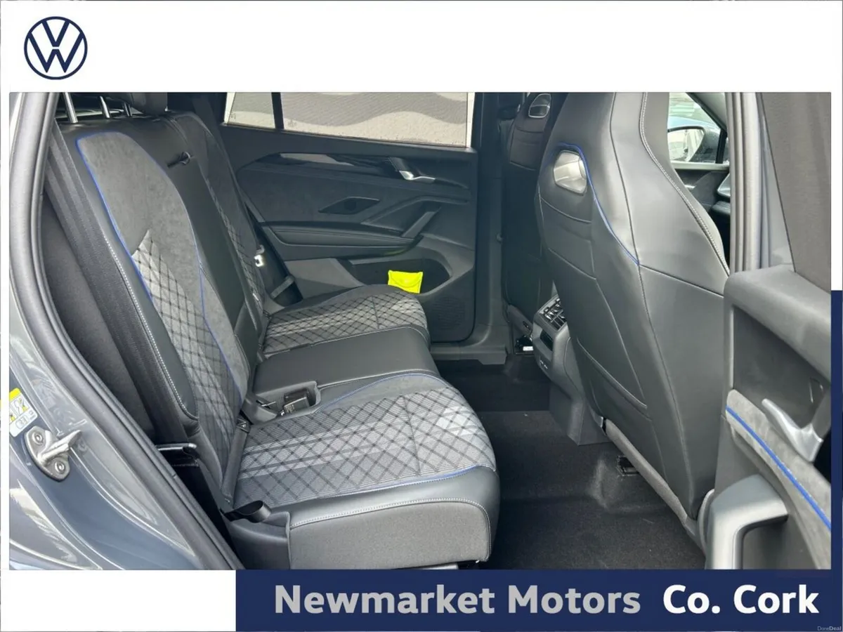 Volkswagen Tayron R-LINE SEVEN SEATER 75 1.5 PETRO - Image 3