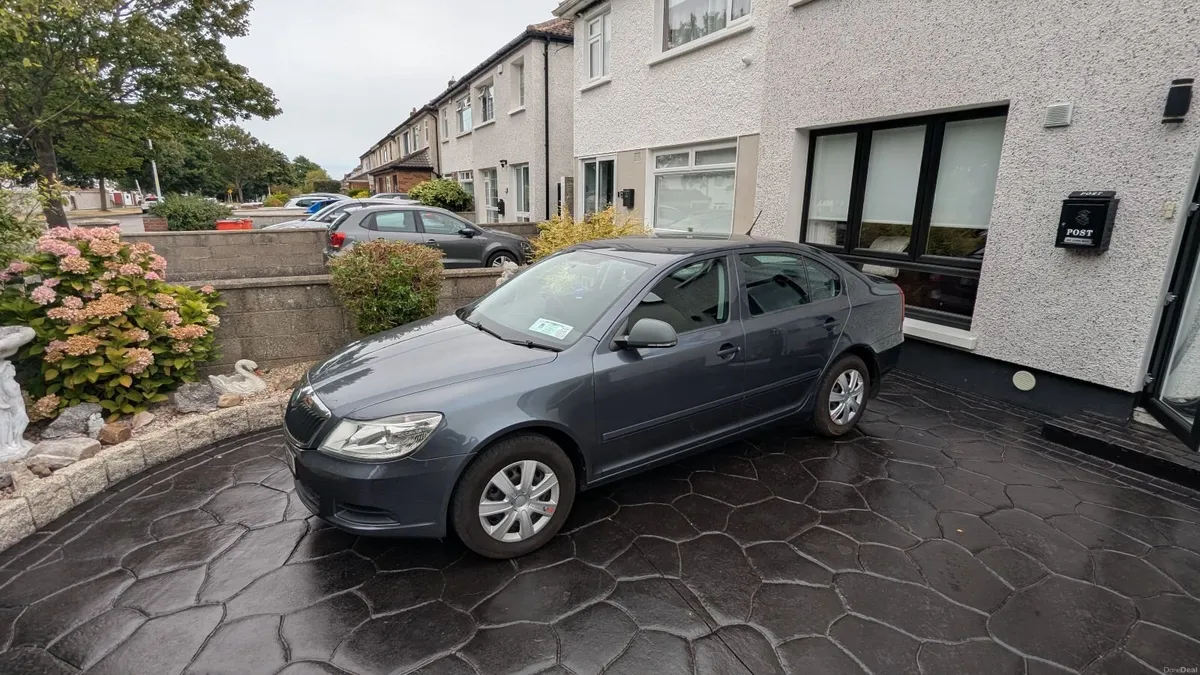 Skoda Octavia 2011 - Image 1