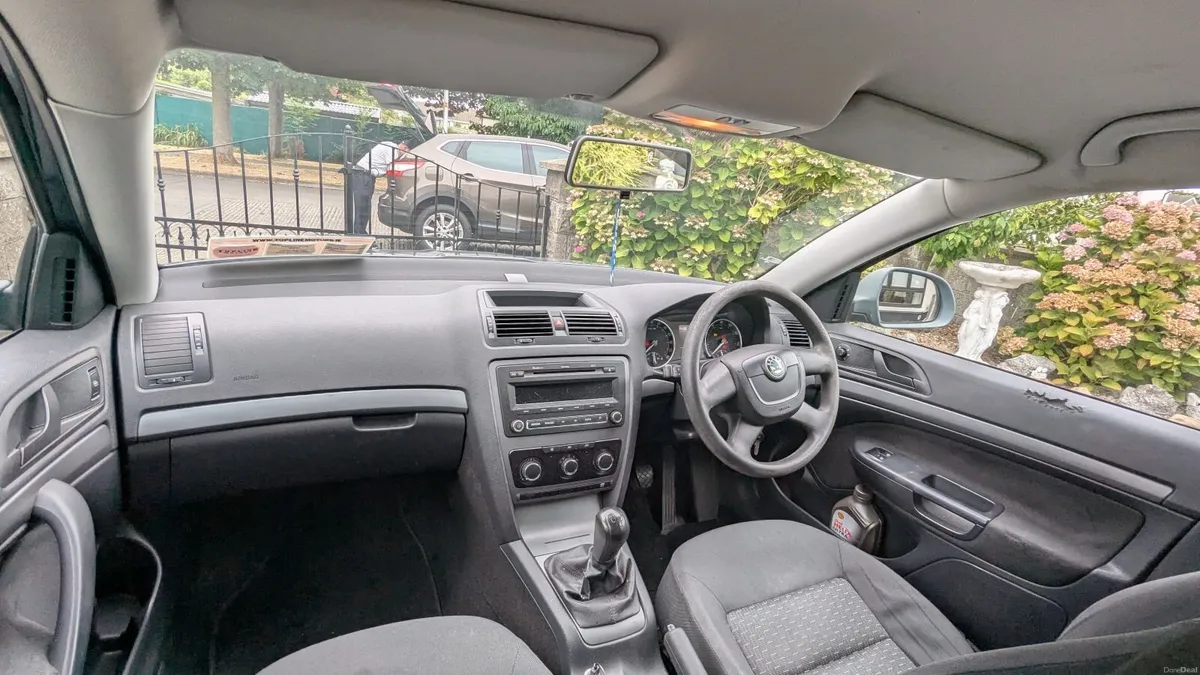 Skoda Octavia 2011 - Image 4