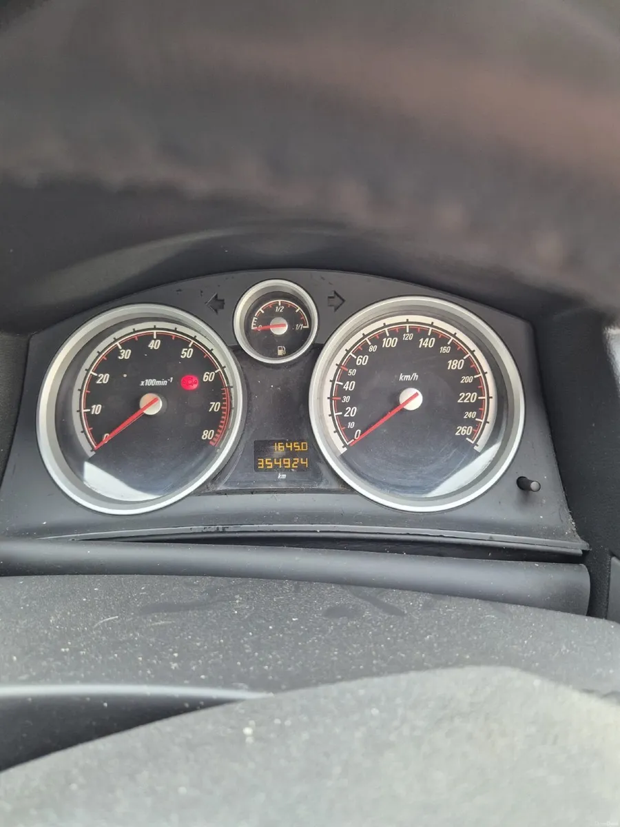 Opel Astra 2008 - Image 5