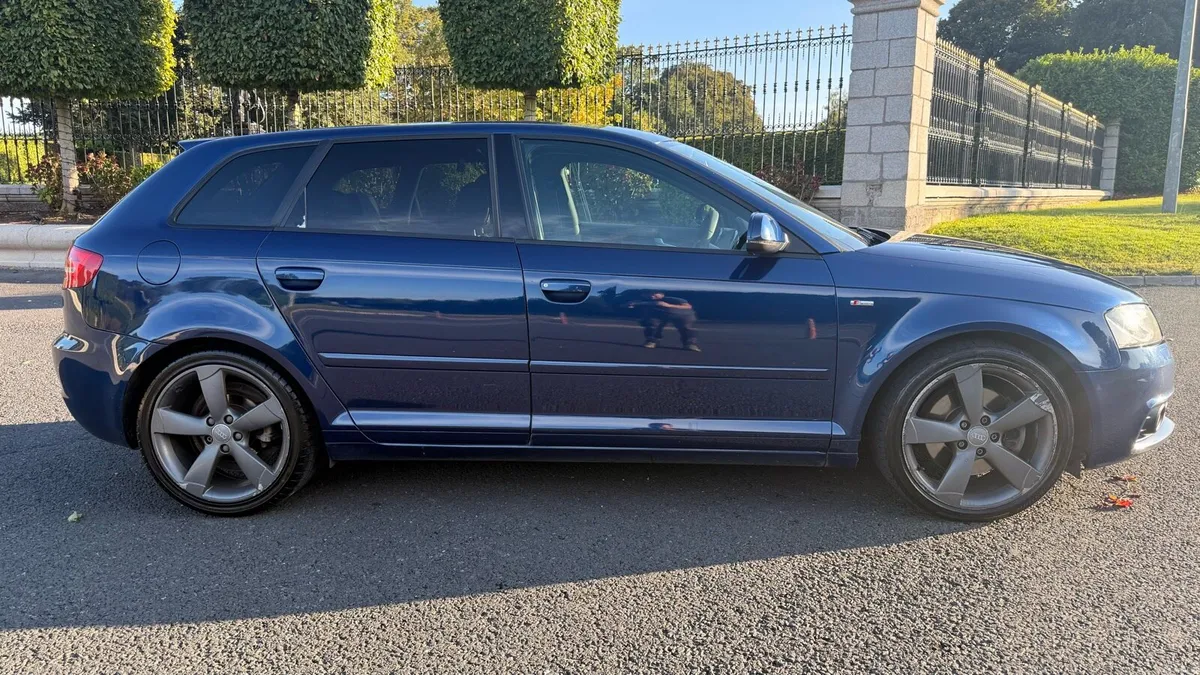 Audi A3 Black Edition Automatic 2012 - Image 2