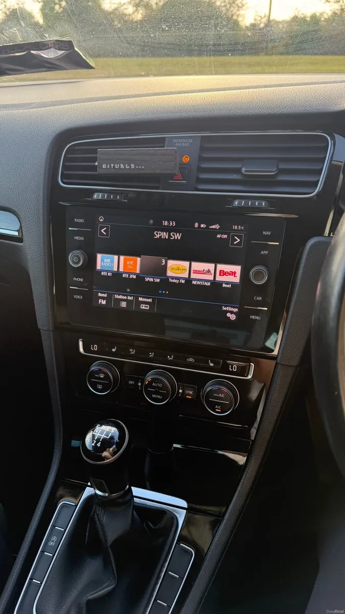 Volkswagen R-Line 1.6dti Golf Highline - Image 5