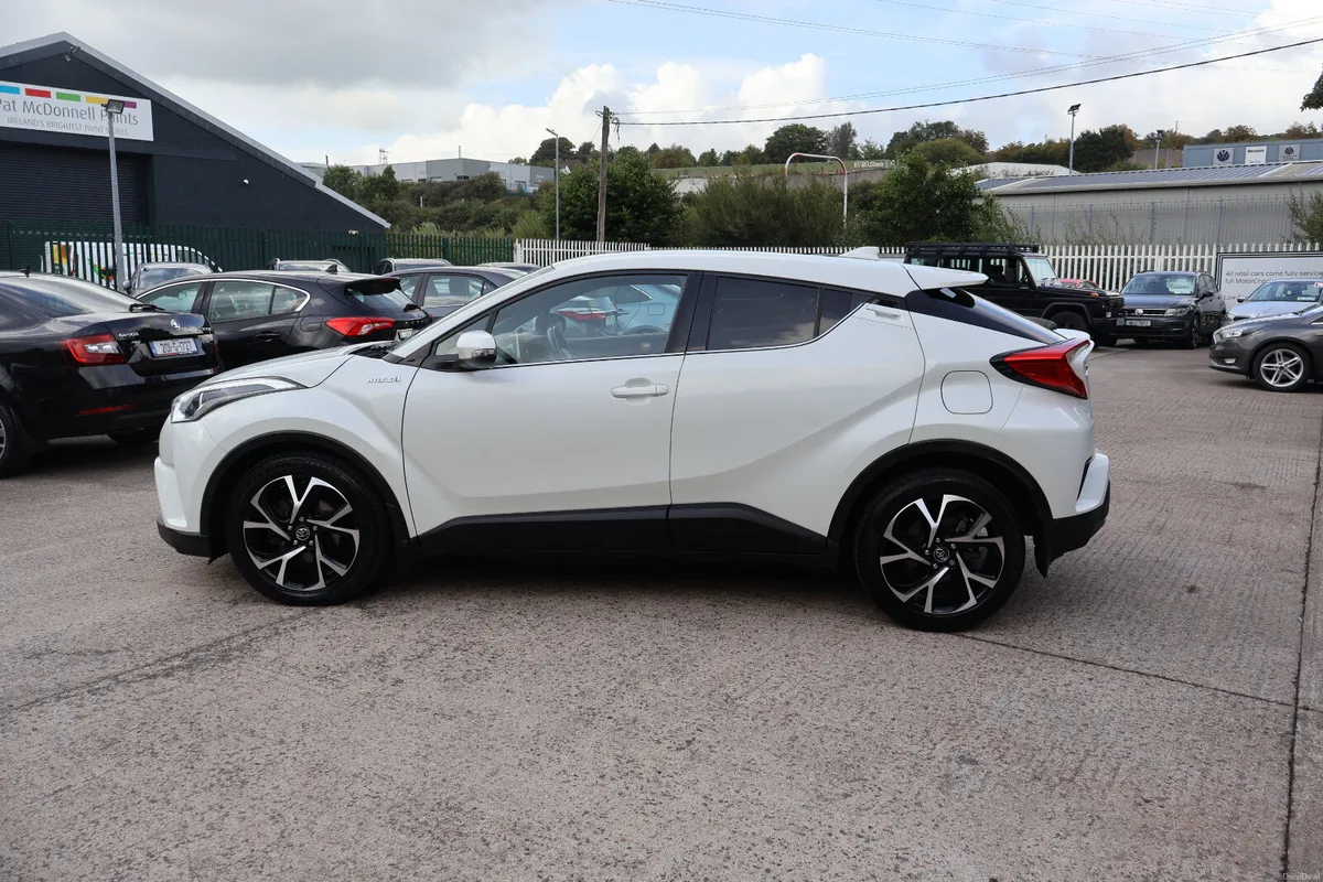 Toyota C-HR Sport Irish Car Huge Spec 24Month NCT - Image 6