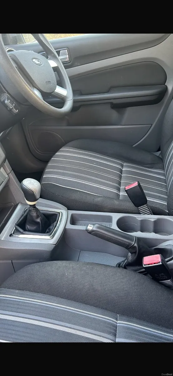 Ford Focus 2011 Low mileage - Image 5