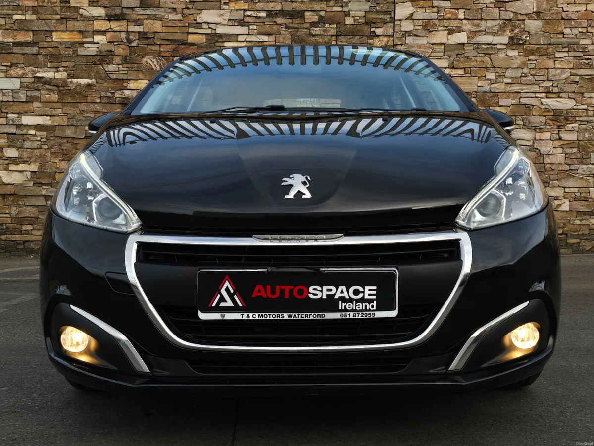 191 Peugeot 208 1.2 Pure Tech Active - Image 4