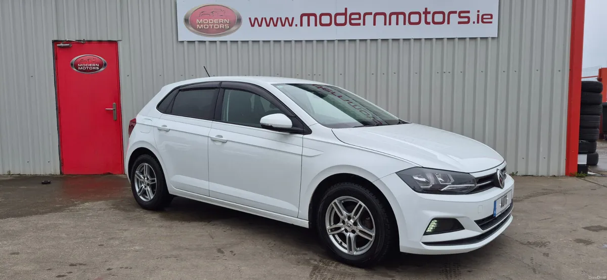 Volkswagen Polo auto new model 1.0 dsg low kms - Image 1