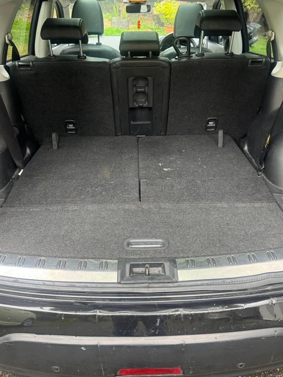 Nissan Qashqai+2 2013 Highest Spec. - Image 6