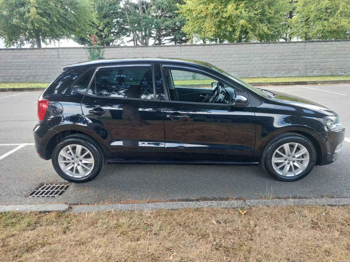 VW POLO 2016 AUTO LIKE NEW - Image 5