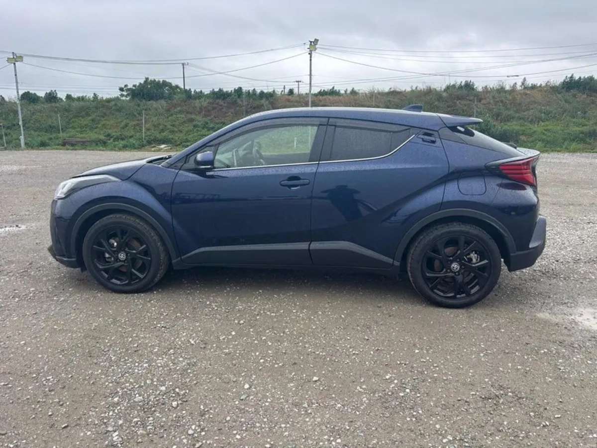 Toyota C-HR G Mode Nero Safety Plus - Image 4