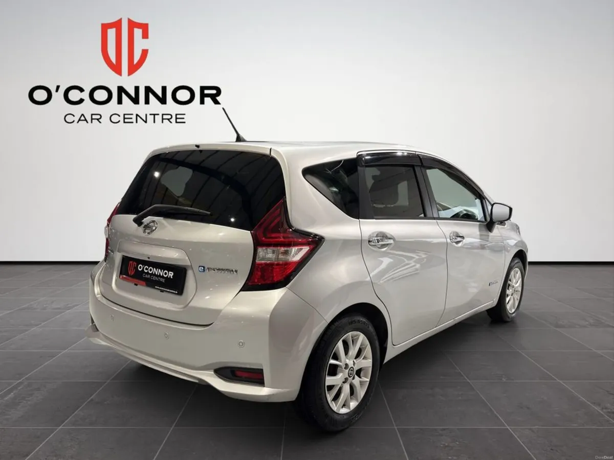 Nissan Note Easy on fuel, easy to drive. hard to f - Image 6