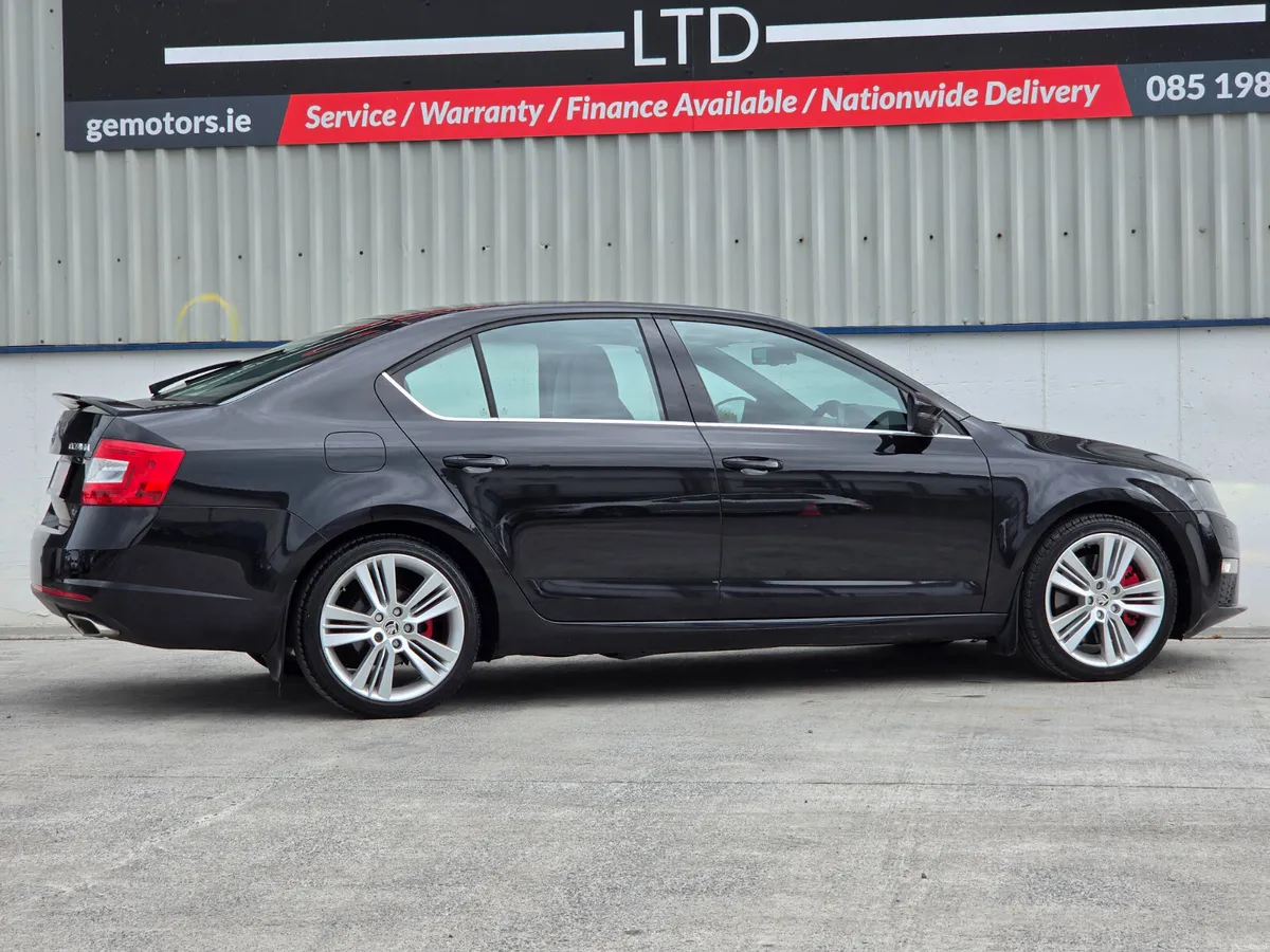 Skoda Octavia 2015 RS - Image 5