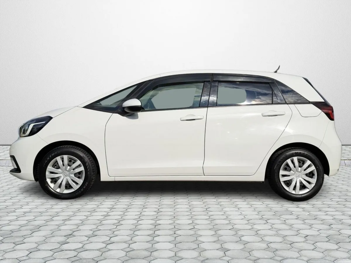 Honda Fit HYBRID AUTO - Image 5