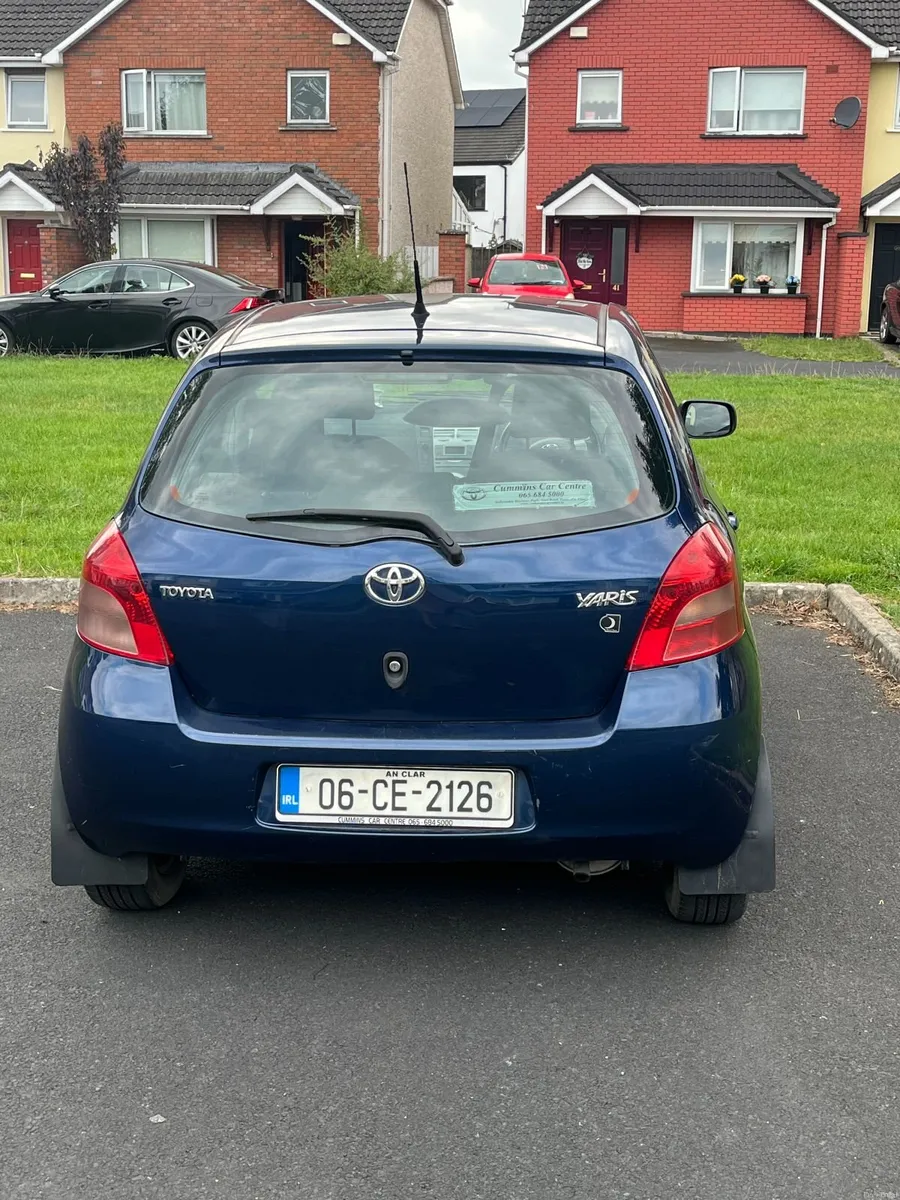 Toyota Yaris 1,3 Petrol 2006 - Image 2
