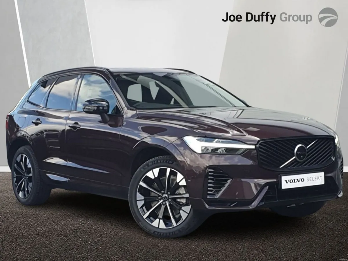 Volvo XC60 T6 AWD PHEV Plus Dark with PLUS PACK, N - Image 1