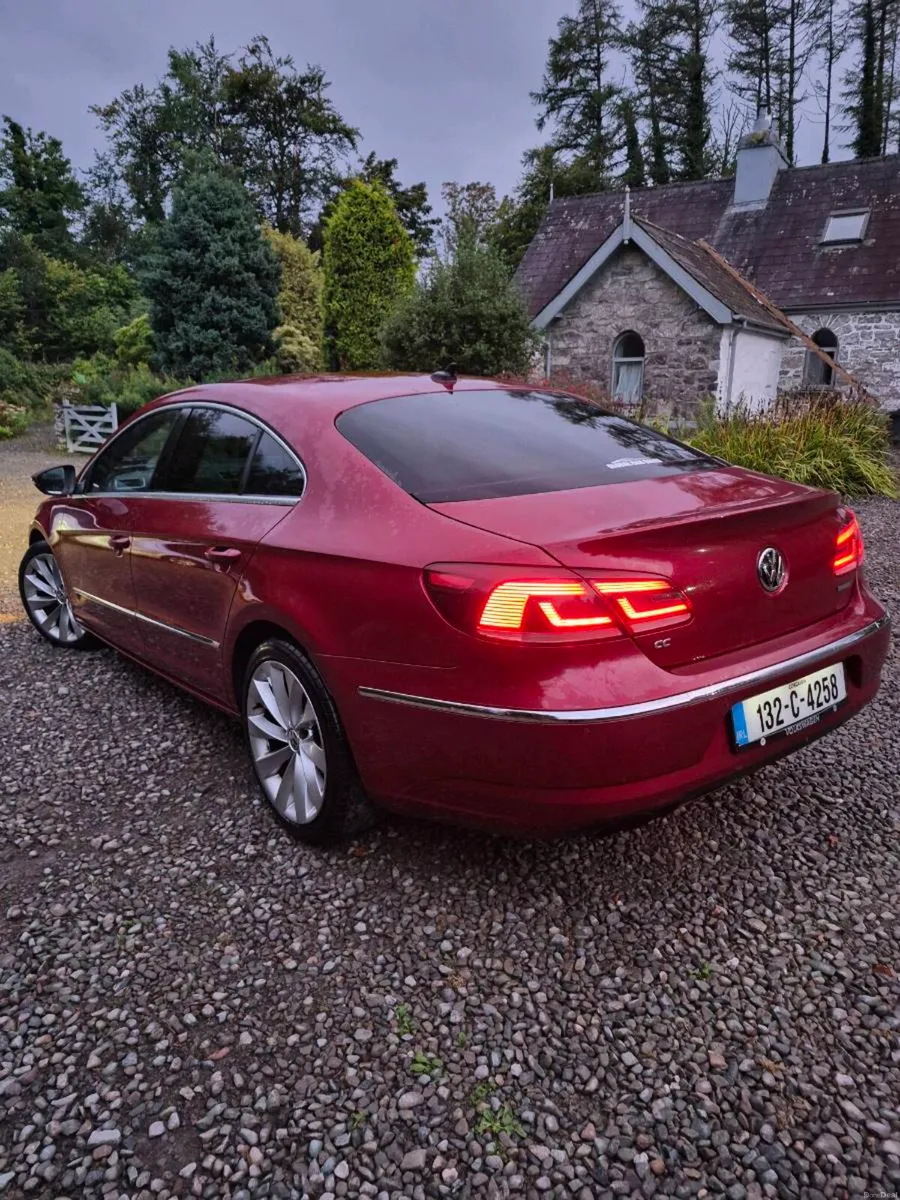 Car - Image 3