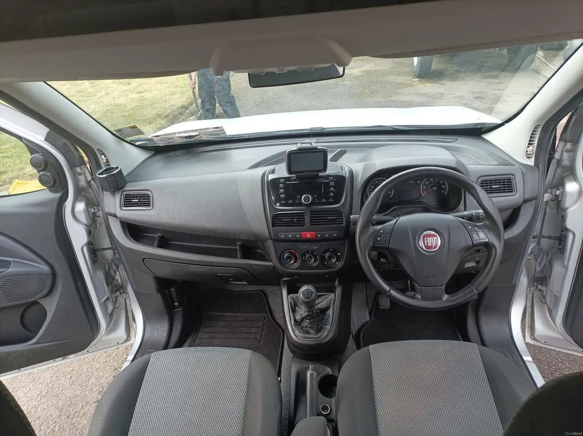 Fiat doblo 7 seater / micro camper - Image 5