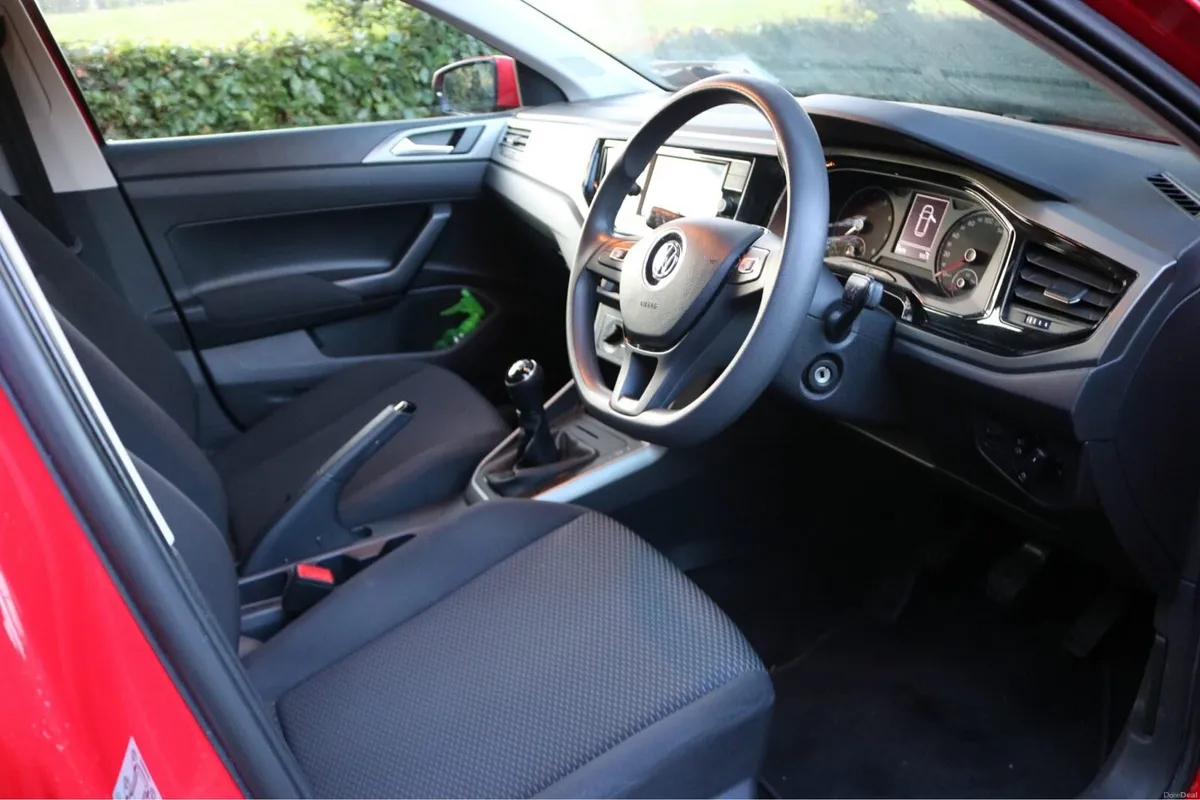VW Polo Trendline - Image 6
