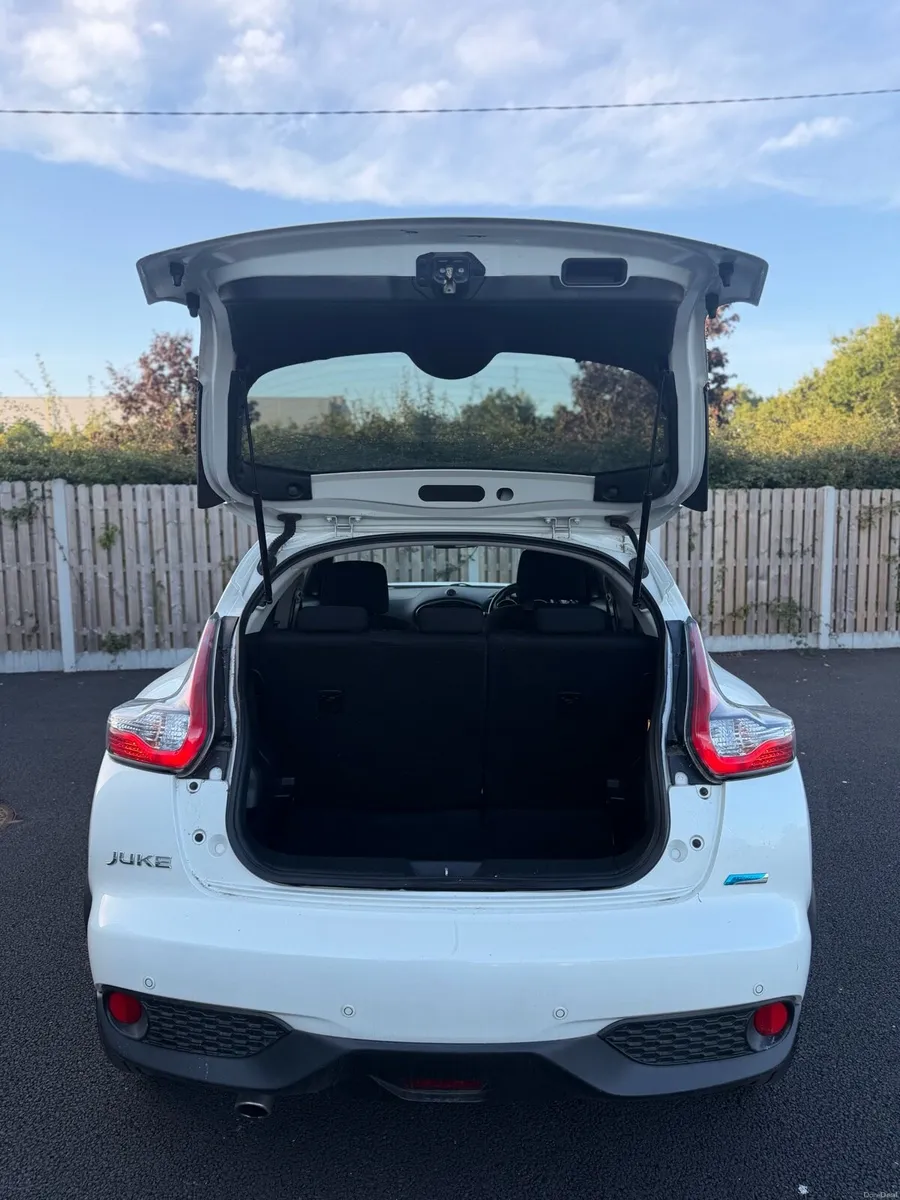 2014 Nissan Juke low mileage - Image 5