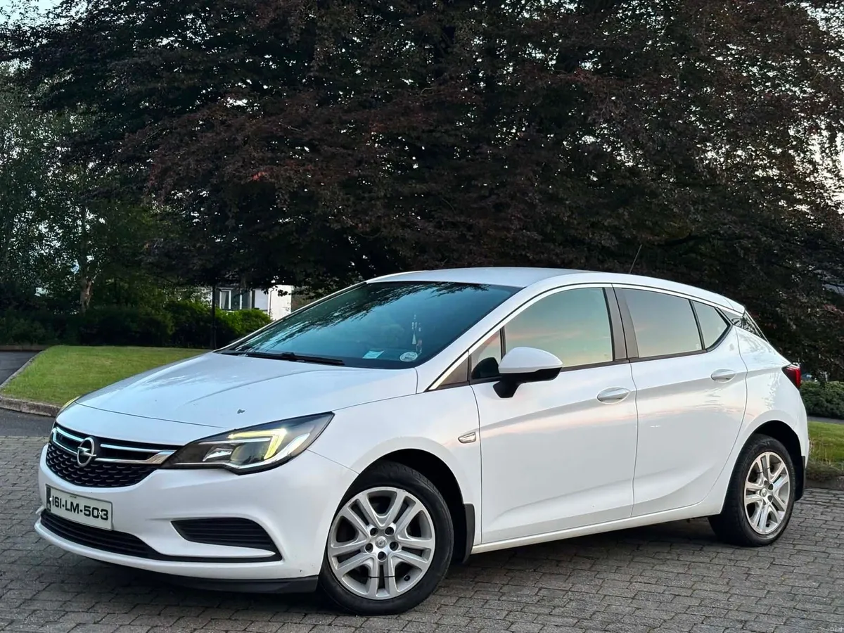 2016 Opel Astra 1.6 cdti 110bhp new model - Image 2