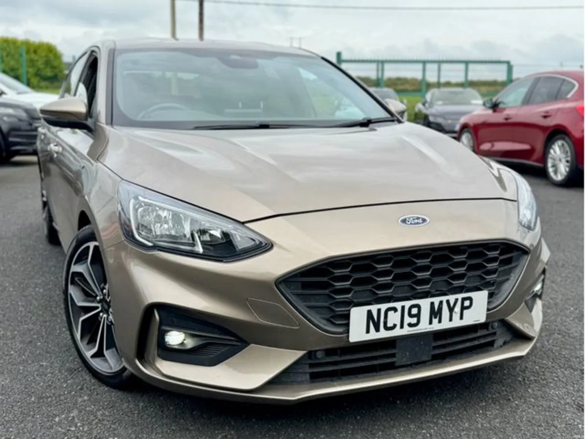 Ford Focus ST-LINE X TDCI - Image 2