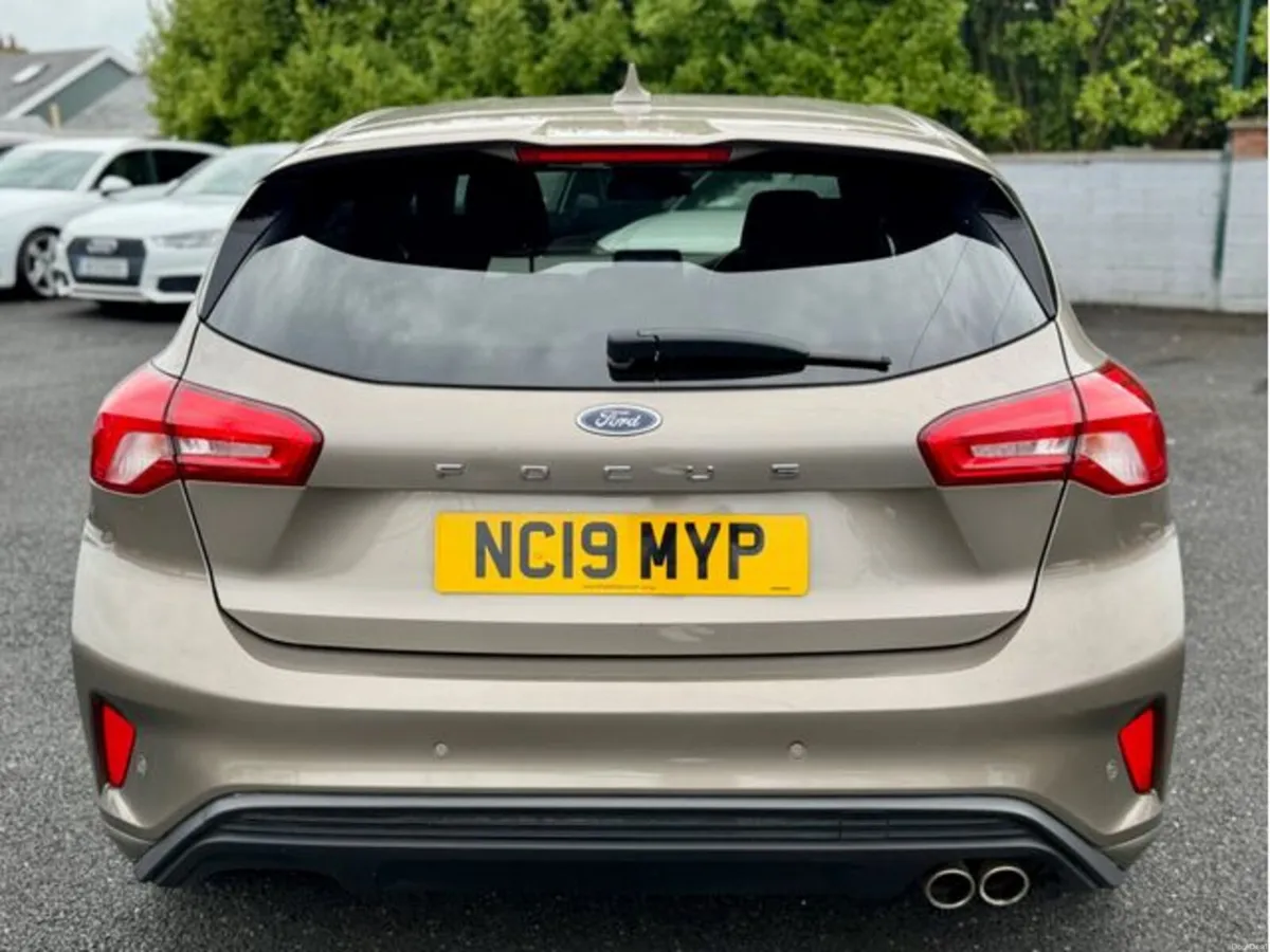 Ford Focus ST-LINE X TDCI - Image 6