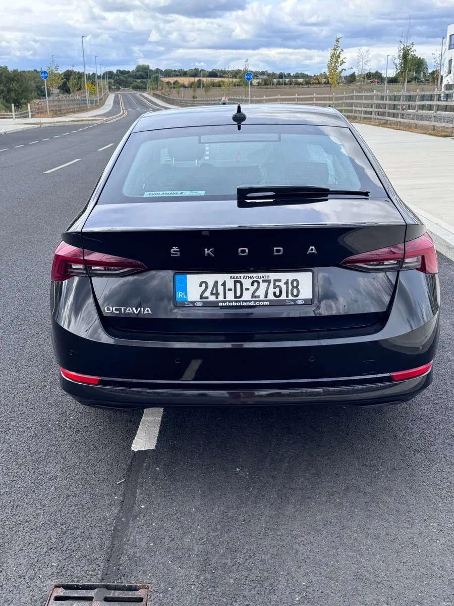 Skoda Octavia 2024 - Image 4