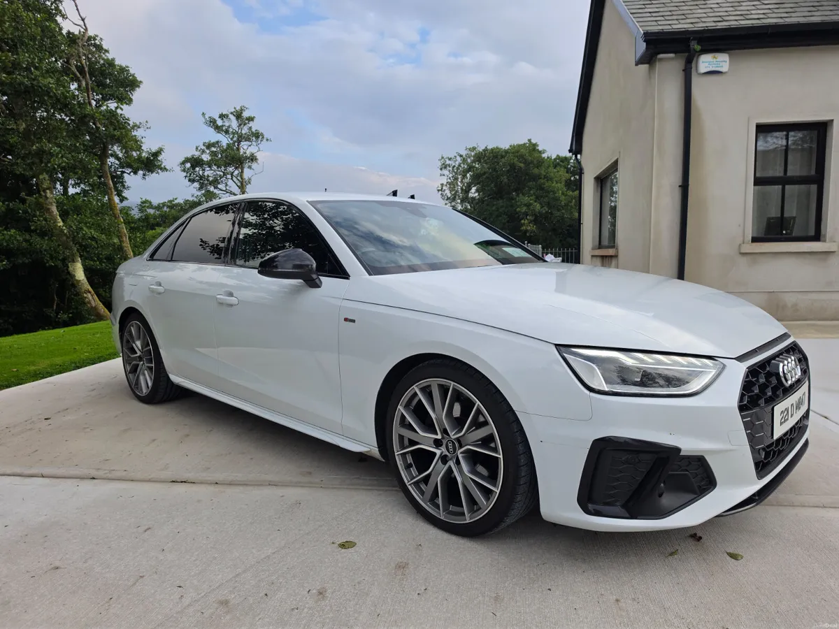Audi A4 2022 35 TDI Sline - Image 1