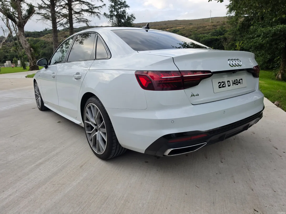 Audi A4 2022 35 TDI Sline - Image 5