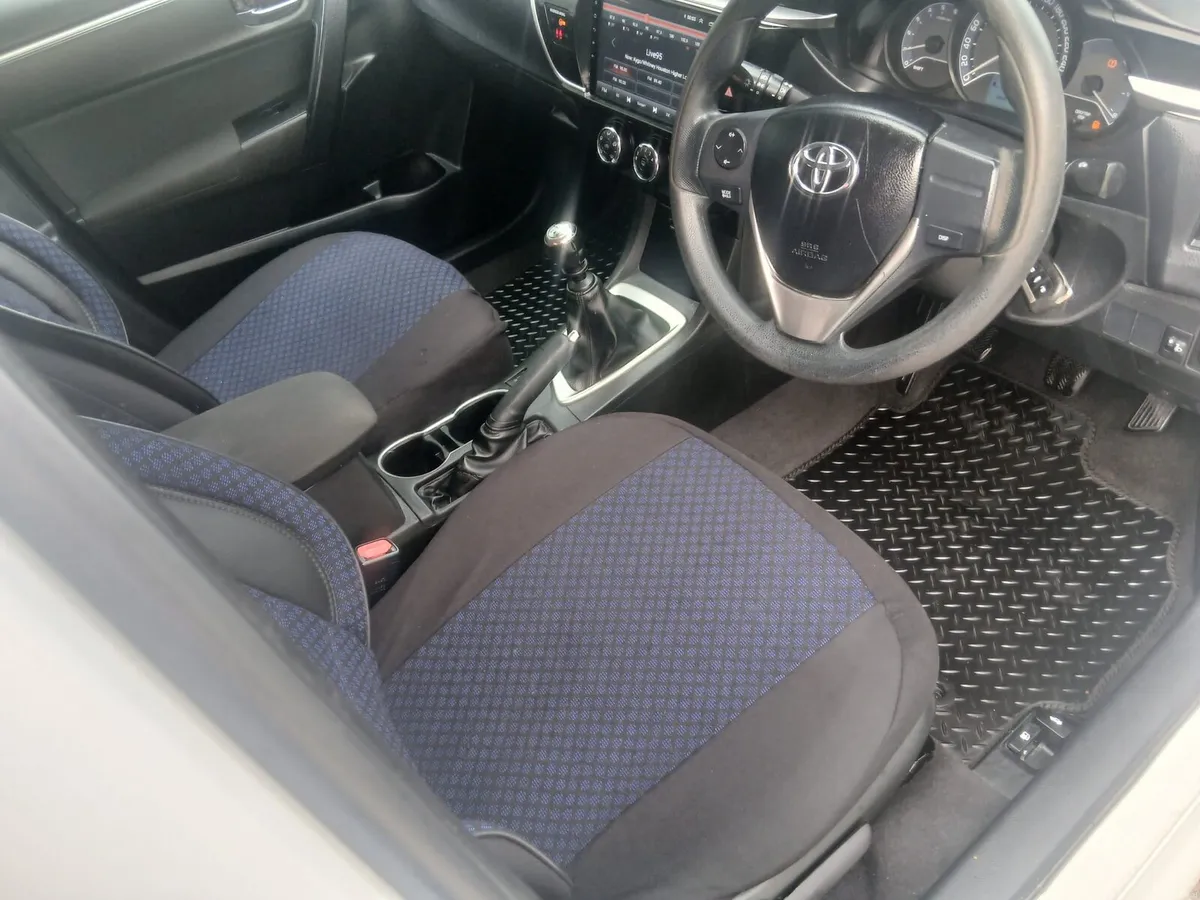2014 Toyota Corolla Nct 30/03/27 Taxed 11/26 - Image 5