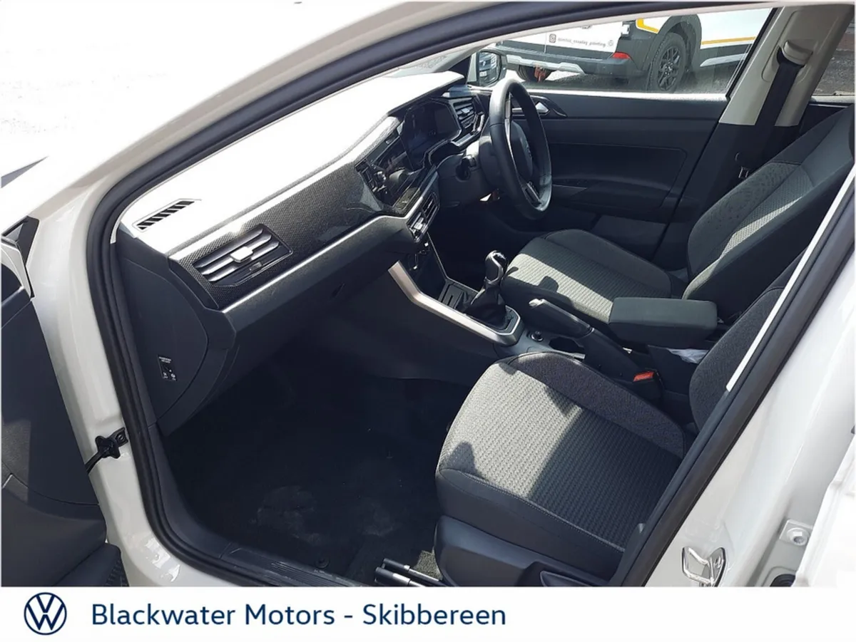 Volkswagen Polo 1.0TSI 95BHP EDITION 75 - Image 4