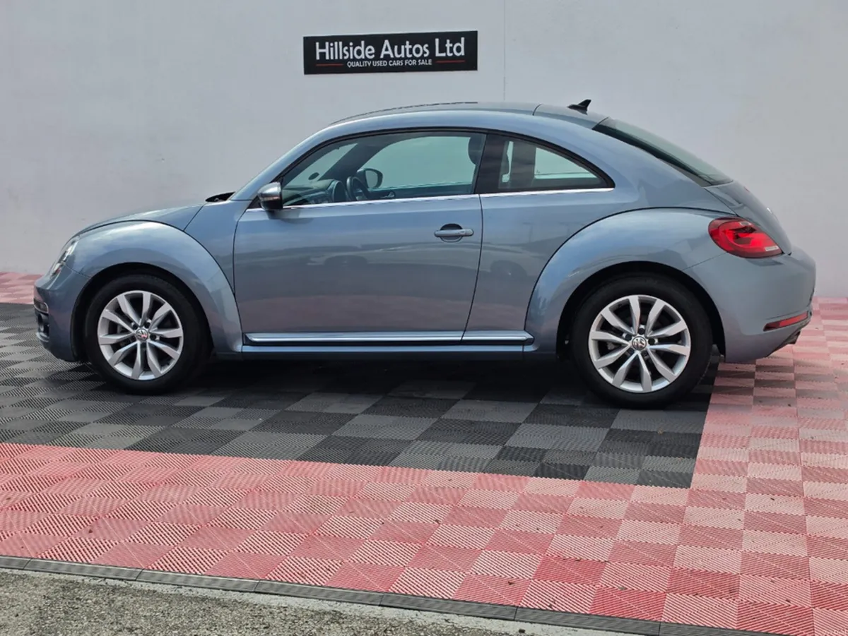 Volkswagen Beetle 1.2 PETROL DESIGN AUTOMATIC WITH - Image 5