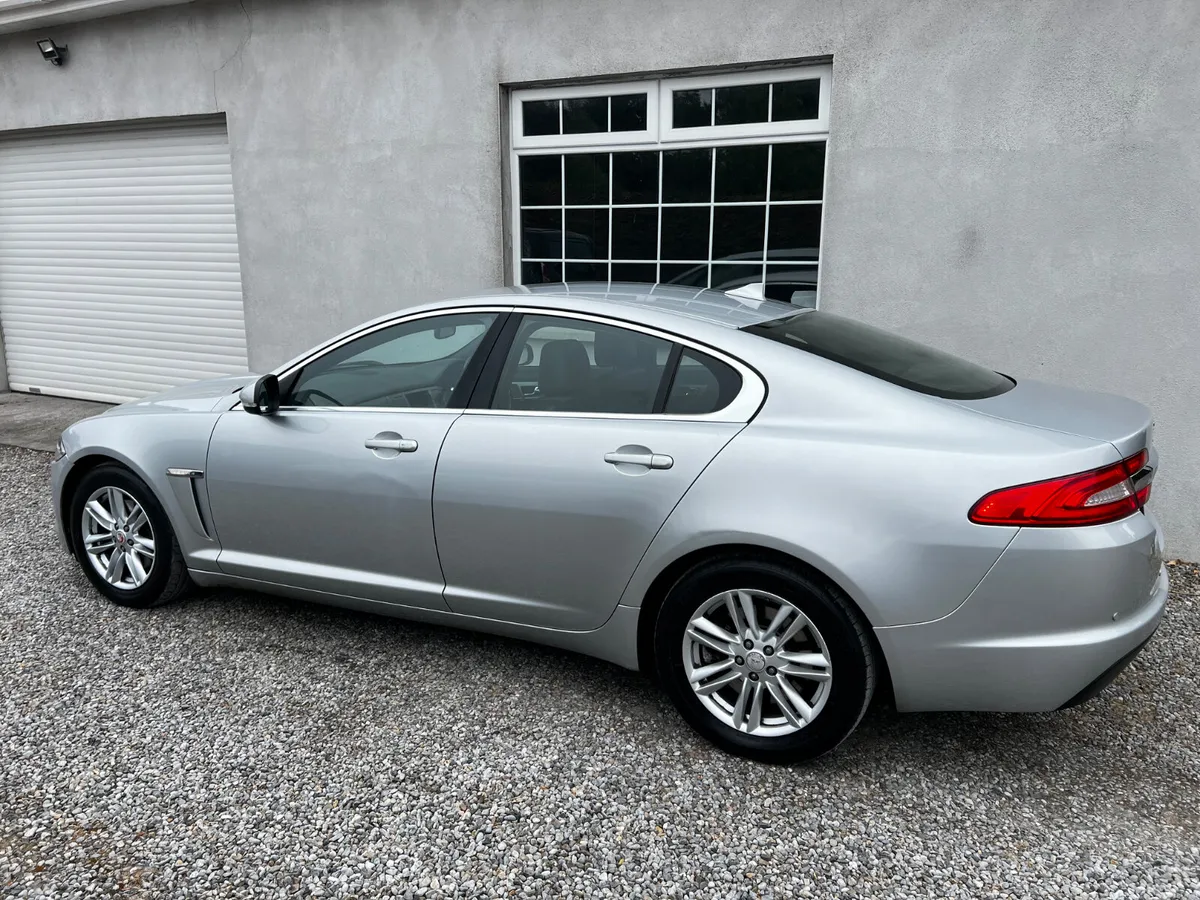 2015 Jaguar XF 2.2L Diesel Auto - Image 3