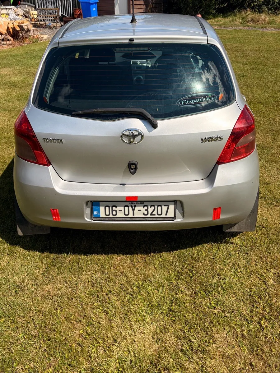Toyota Yaris 2006 - Image 3