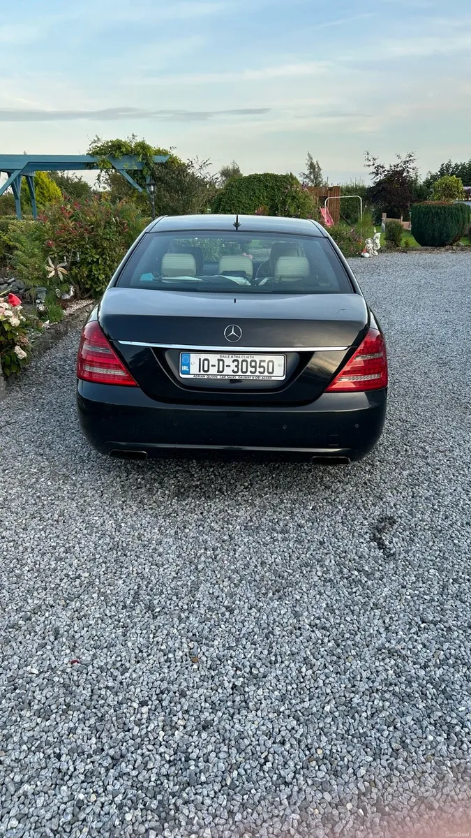 Mercedes-Benz - Image 4