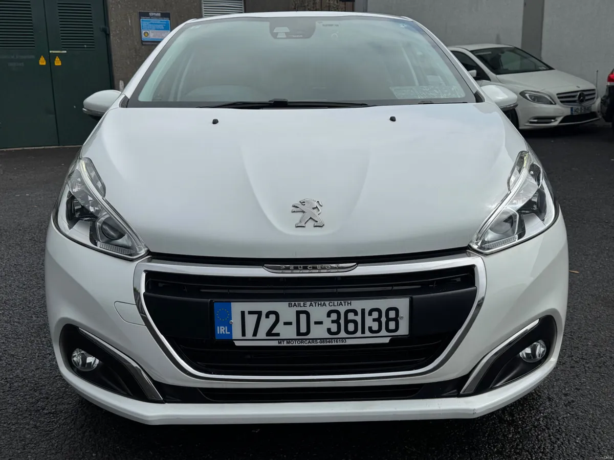 Peugeot 208 Petrol Low Mileage 25 km - Image 3