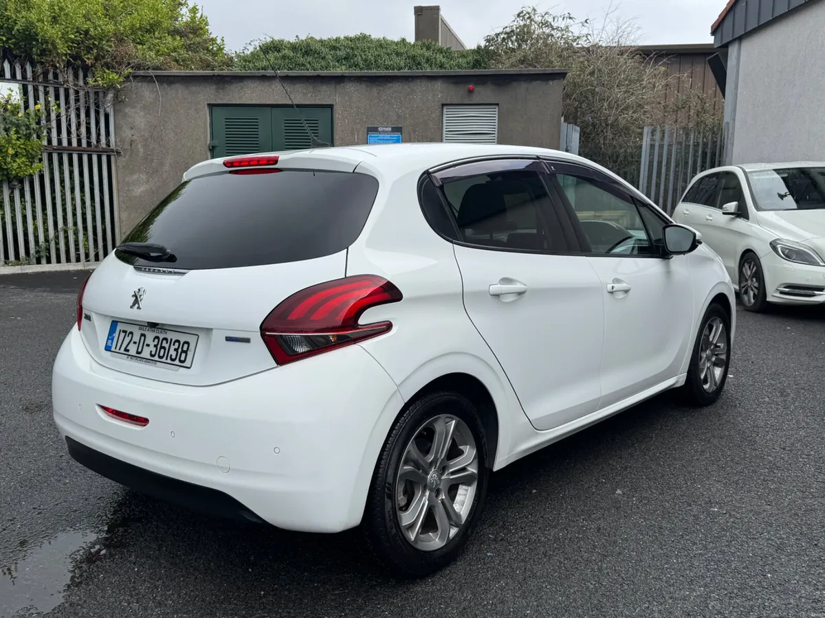 Peugeot 208 Petrol Low Mileage 25 km - Image 5