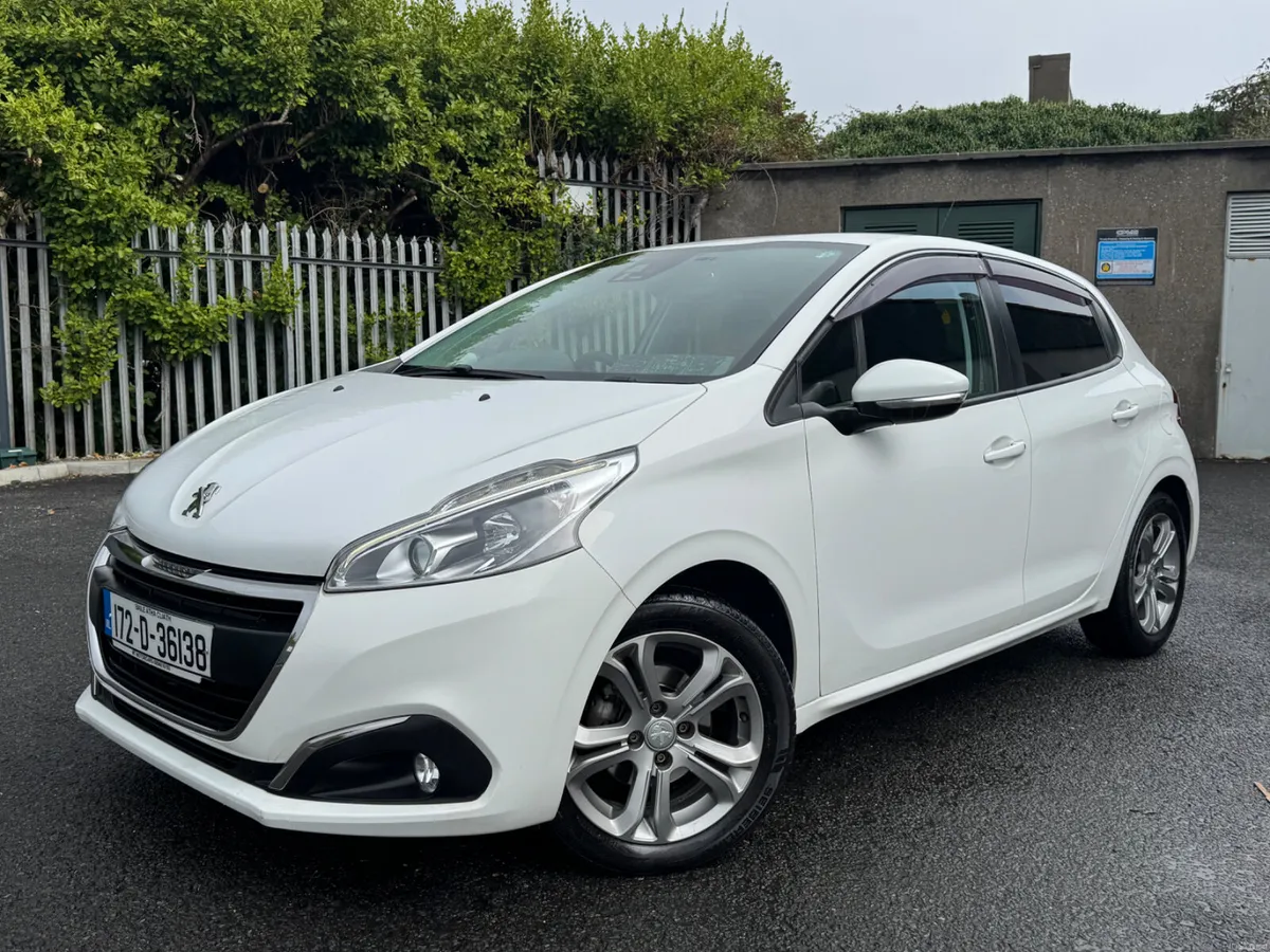 Peugeot 208 Petrol Low Mileage 25 km - Image 1