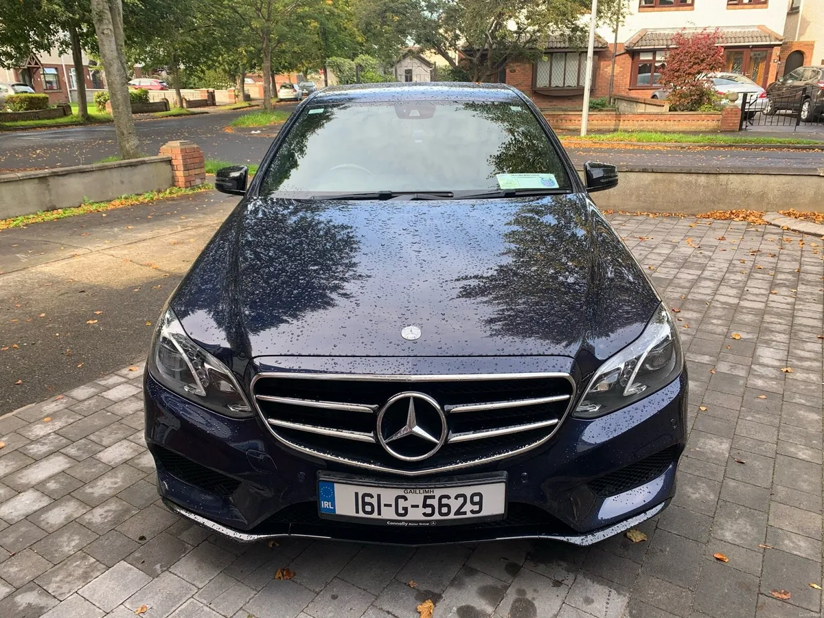 Mercedes-Benz E220 AMG Night Edition - Image 6