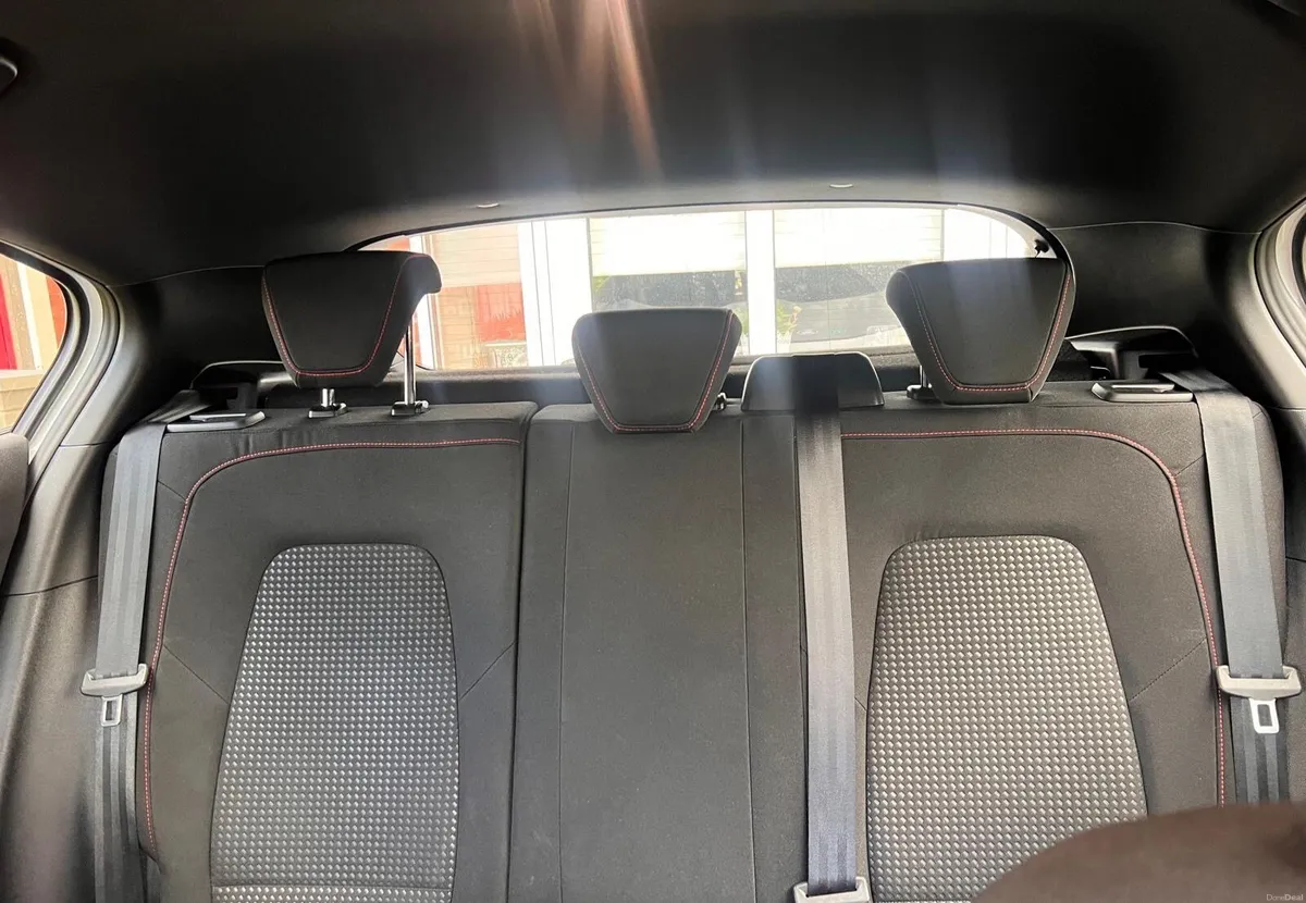 Ford Focus 2024 - Image 4
