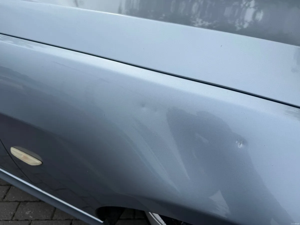 BMW 3-Series 2010 - Image 4