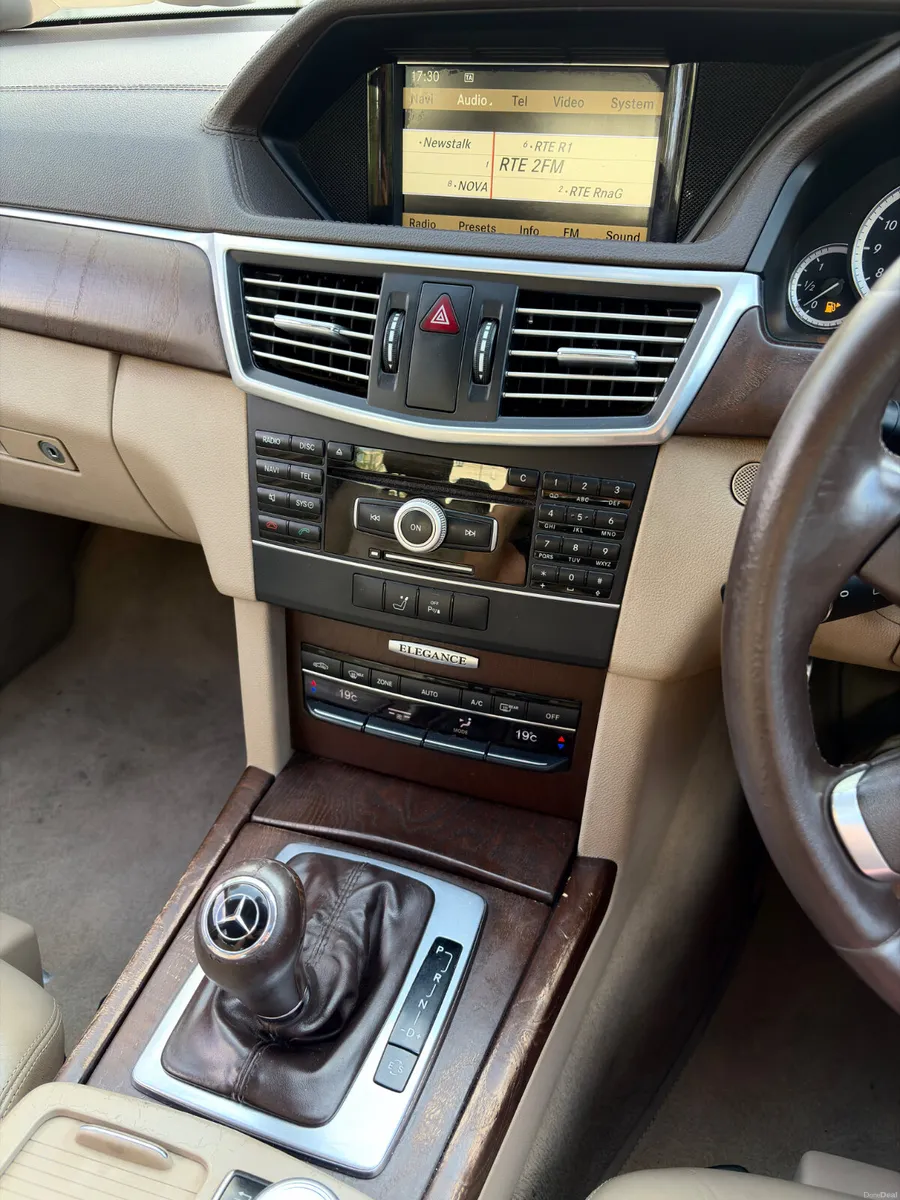Mercedes Benz E250 Automatic 2010 new nct 7/27 - Image 5