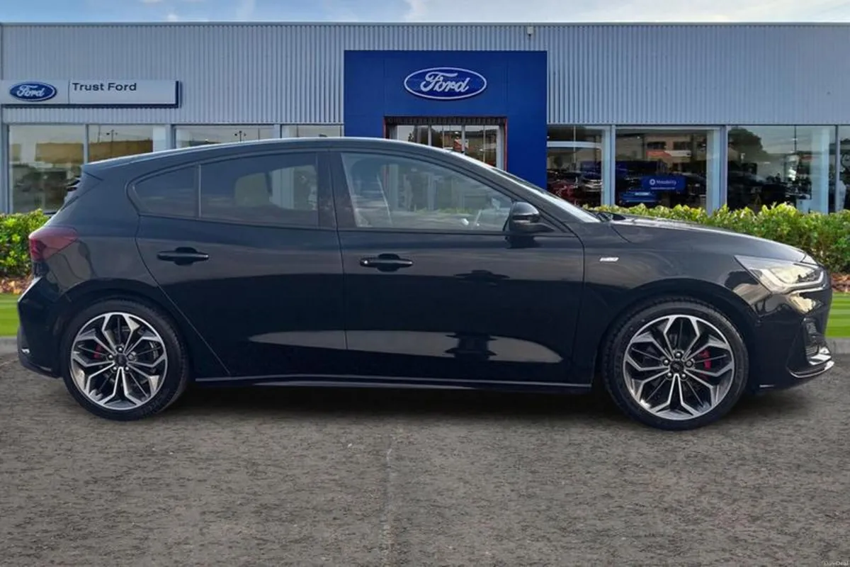 Other Other 1.0 EcoBoost ST-Line X 5dr - Image 3