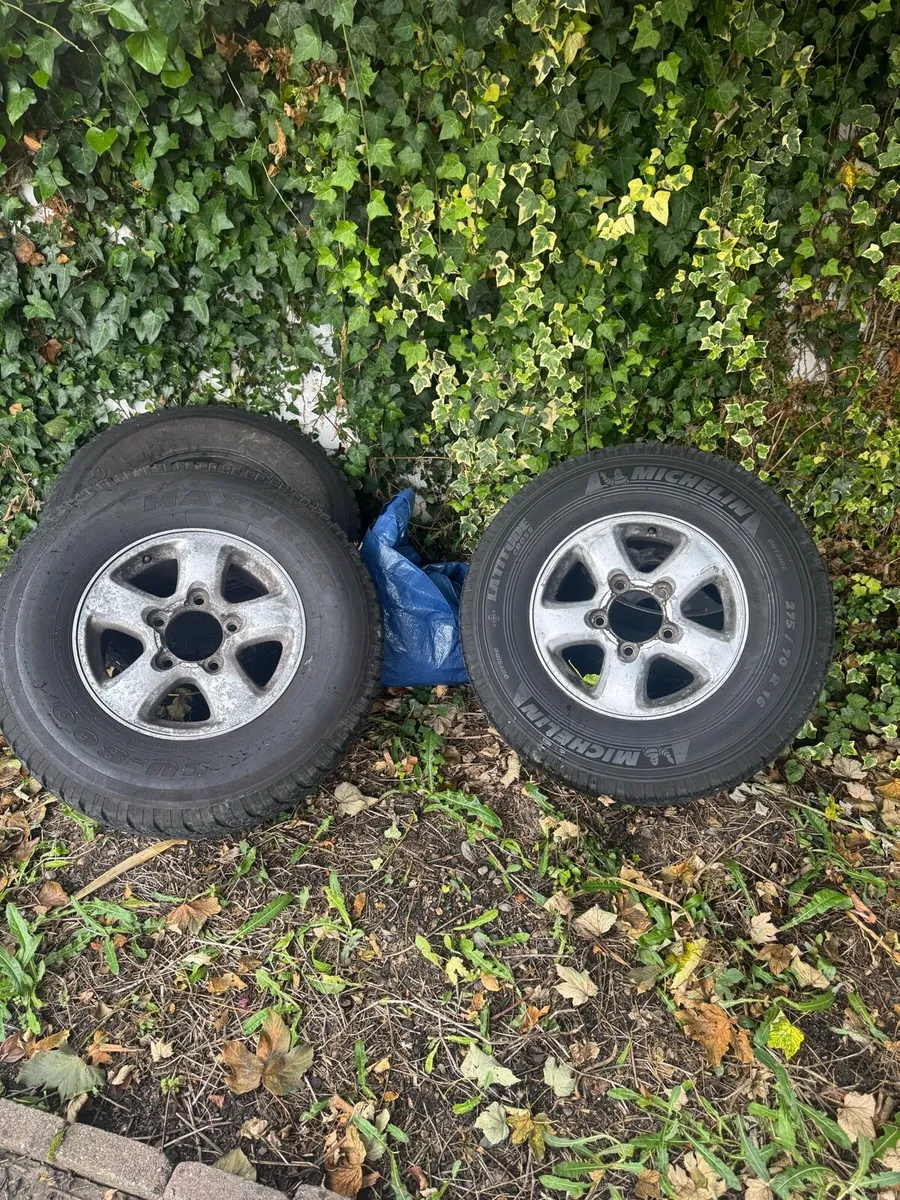 Landcruiser 16 inch OEM Wheels - Image 1