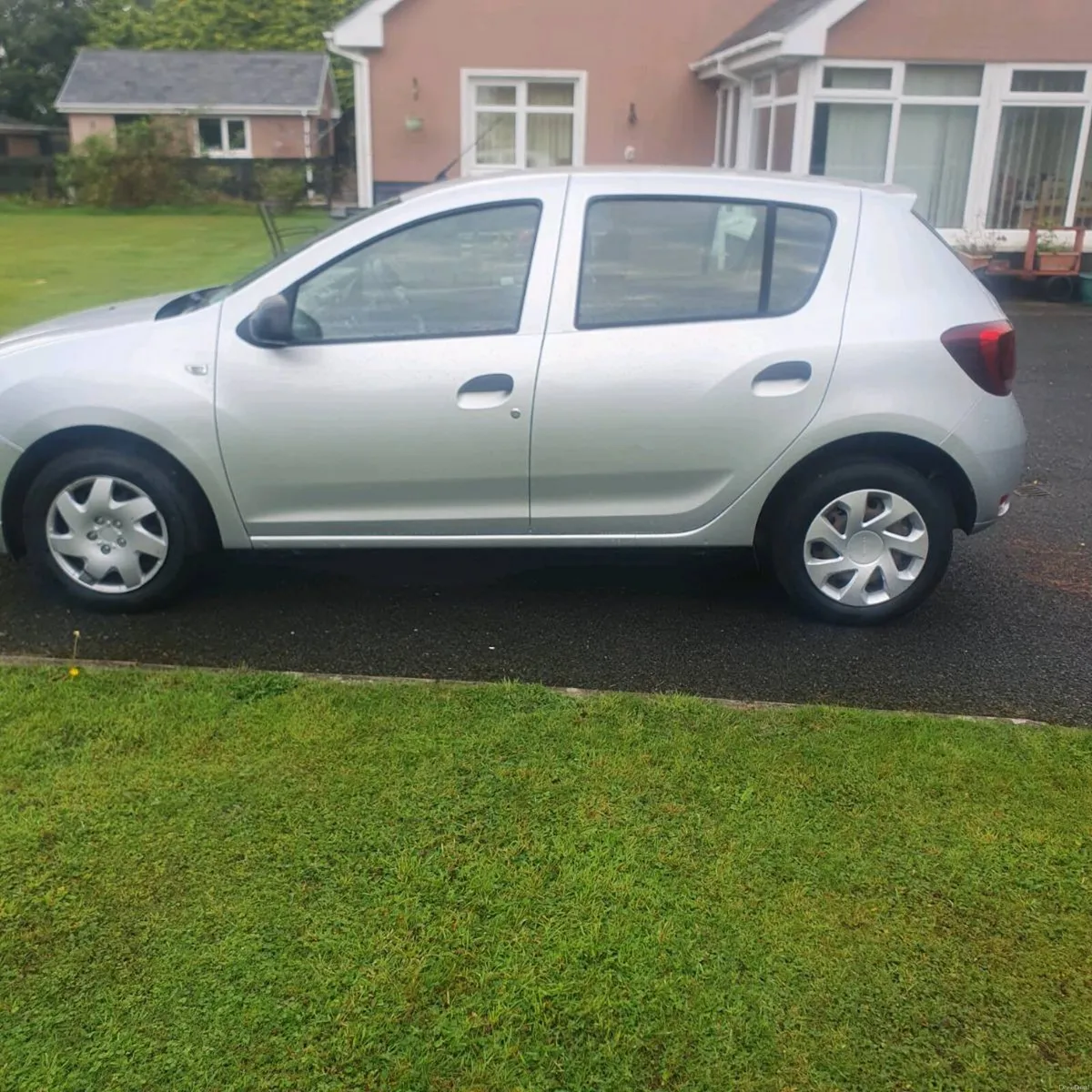 Dacia  Sandero - Image 3