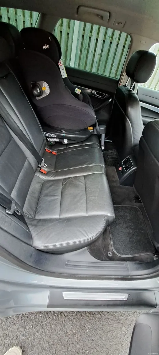 Audi A6 2011 - Image 2