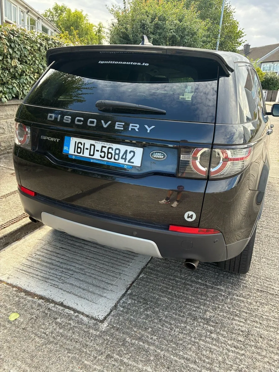 Land Rover Discovery Sport - Image 2