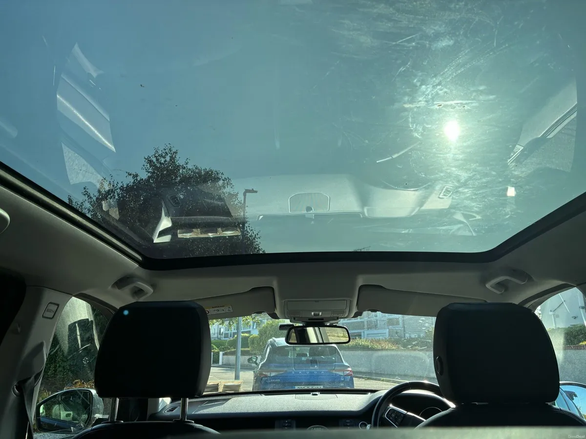 Land Rover Discovery Sport - Image 6