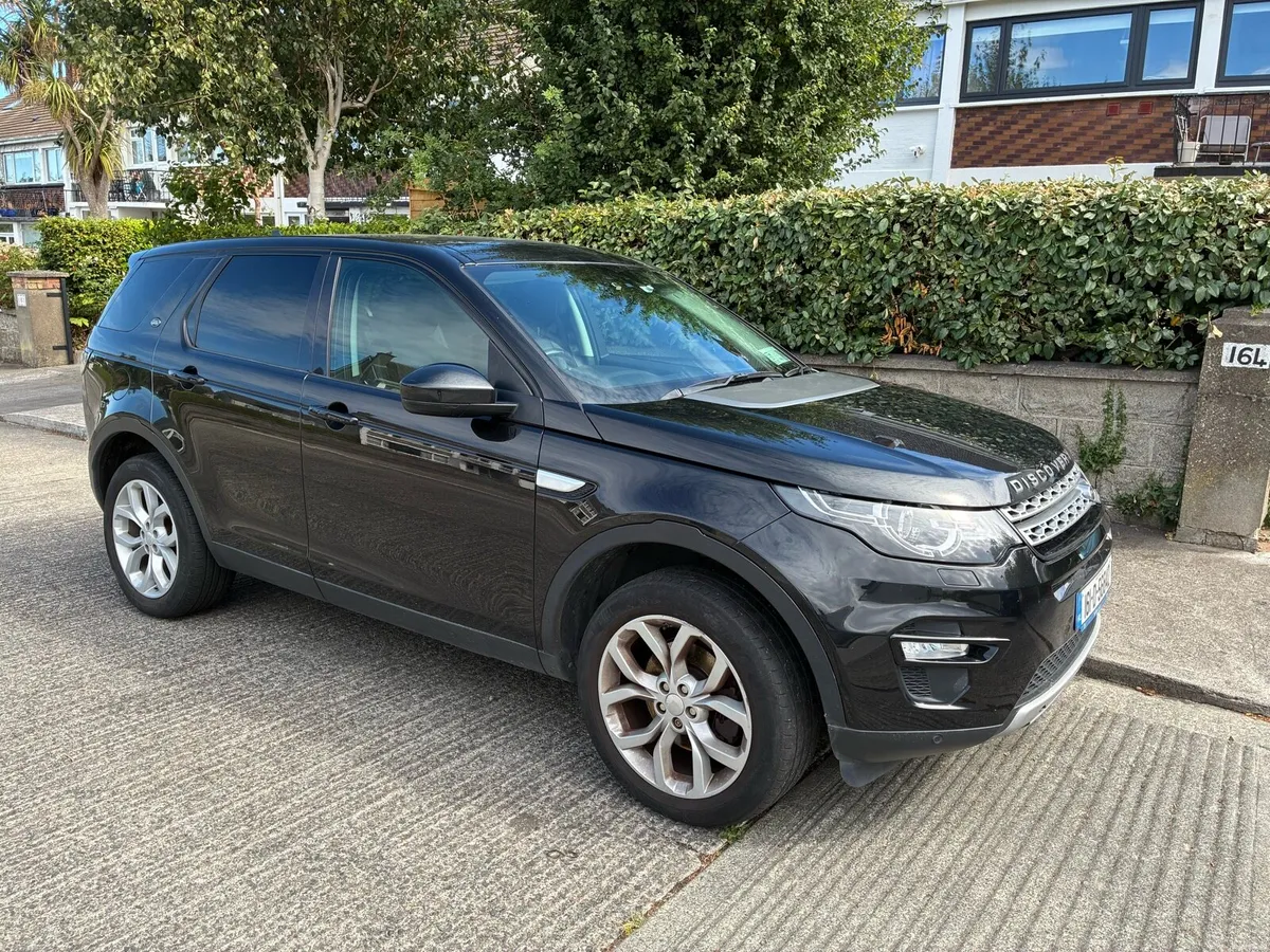 Land Rover Discovery Sport - Image 3