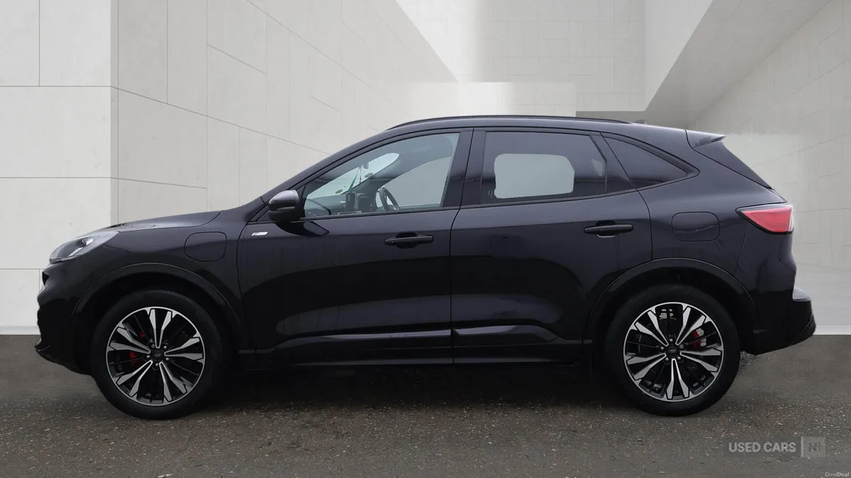 Ford Kuga ESTATE - Image 6