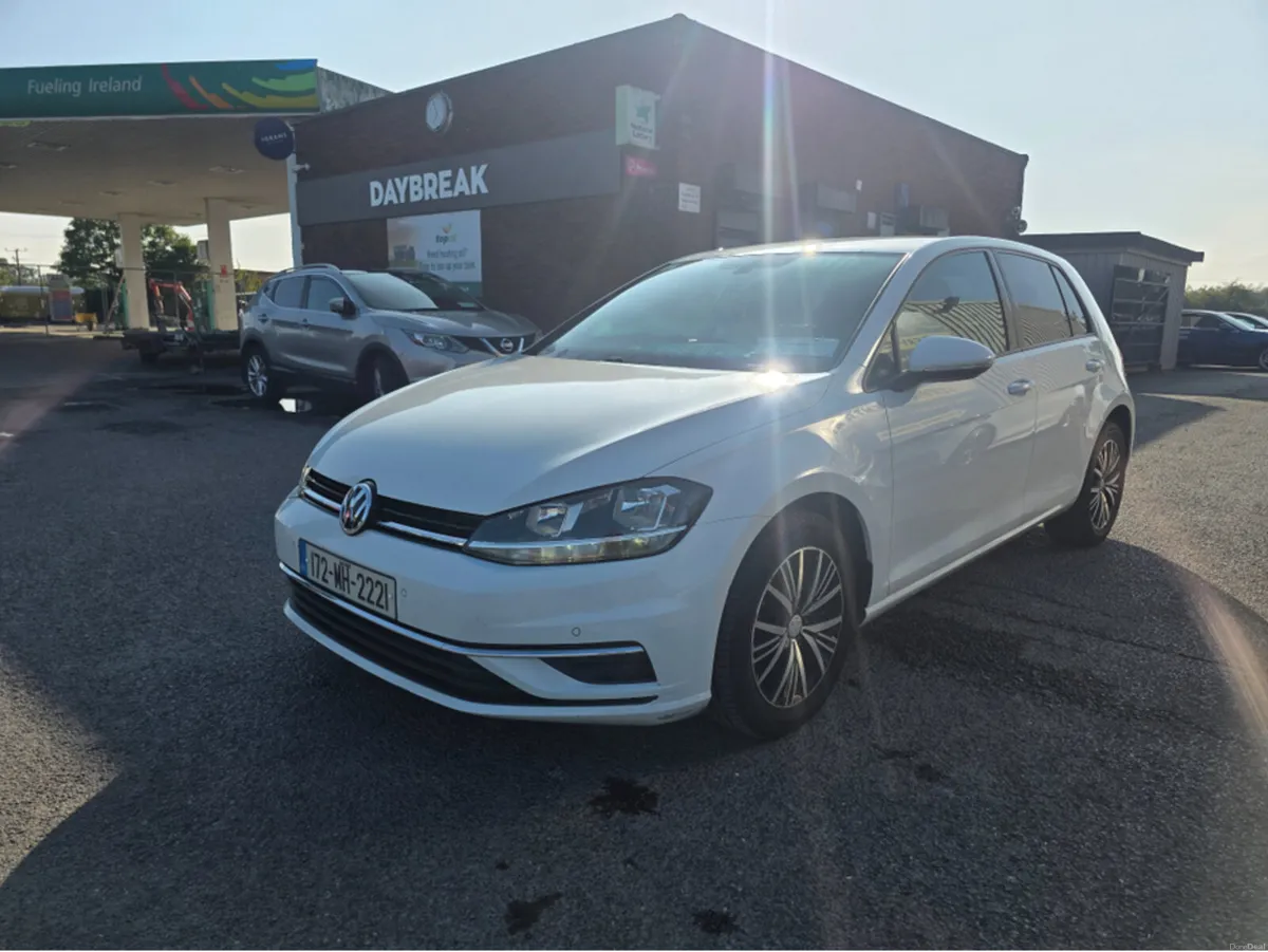 Volkswagen Golf 1.6 TDI SE NAV BLUEMOTION 115PS 5D - Image 4